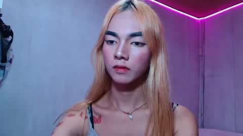 isabellatx online show from April 24, 2026, 11:45 am