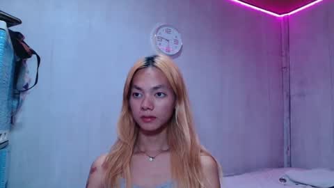 isabellatx online show from April 25, 2026, 1:30 am