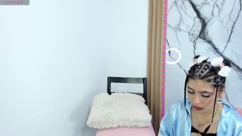 Isabella online show from September 9, 2025, 3:06 am