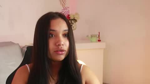 Snapshot of isabelle_lane chatting on February 18, 2026, 12:34 pm online show from February 18, 2026, 12:34 pm