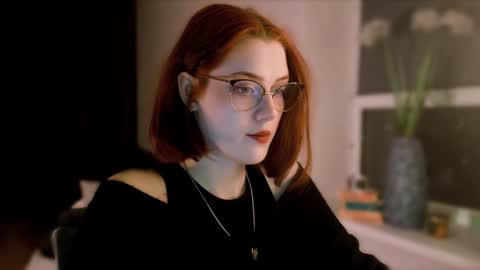 Madame Isabelle online show from December 11, 2024, 3:26 pm