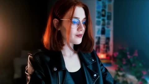 Madame Isabelle online show from January 22, 2025, 3:51 pm