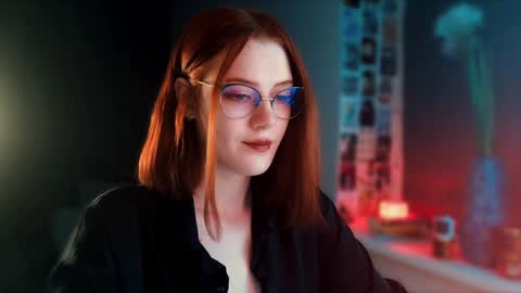 Madame Isabelle online show from February 3, 2025, 3:27 pm