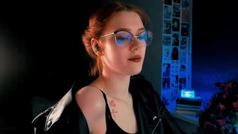 Madame Isabelle online show from February 27, 2025, 6:09 pm