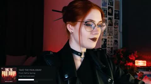 Madame Isabelle online show from September 19, 2025, 5:57 pm
