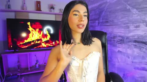 Isa online show from December 17, 2024, 2:44 pm