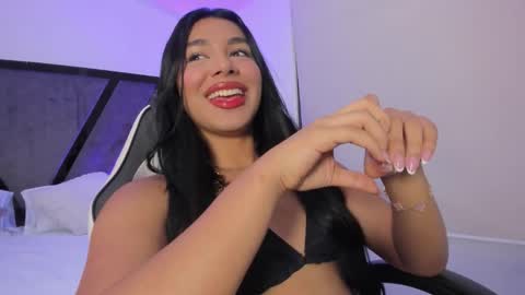 Isa online show from September 25, 2025, 10:35 pm