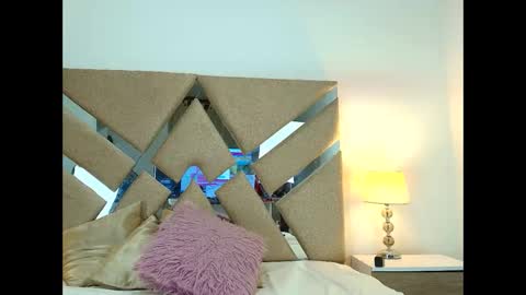 IsabellMendez online show from January 7, 2026, 10:12 pm