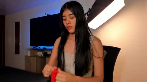 isadamorex online show from September 13, 2025, 3:56 pm