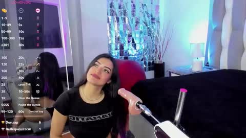 Snapshot of isadiazz chatting on October 16, 2025, 4:35 am Isa online show from October 16, 2025, 4:35 am