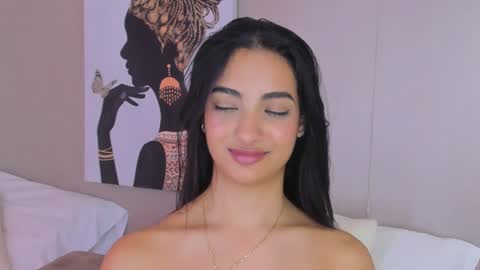 Isa Monroee  online show from December 9, 2024, 10:52 pm