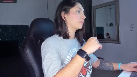 isabel  online show from January 27, 2025, 11:22 am