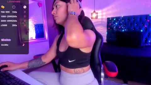 isabel  online show from September 9, 2025, 10:53 pm