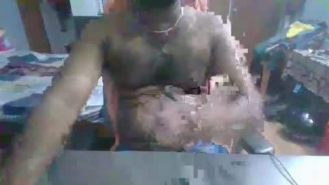 Snapshot of isha147 chatting on January 31, 2025, 5:10 pm Horny boy online show from January 31, 2025, 5:10 pm