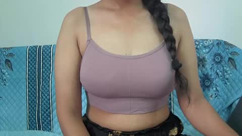 Snapshot of ishika_singh_ chatting on June 29, 2026, 1:56 am ishika_singh_ online show from June 29, 2026, 1:56 am