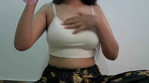 Snapshot of ishika_singh_ chatting on July 20, 2026, 1:53 am ishika_singh_ online show from July 20, 2026, 1:53 am