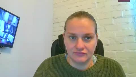 isingle_mom online show from September 14, 2025, 6:45 am
