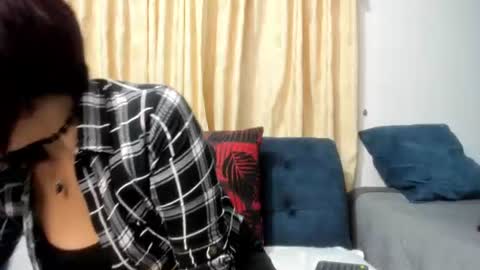 Snapshot of isisblakee chatting on July 30, 2026, 7:02 pm Isis online show from July 30, 2026, 7:02 pm