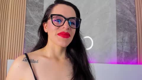 Snapshot of isisnoir chatting on September 24, 2025, 12:19 pm Isis Noir online show from September 24, 2025, 12:19 pm