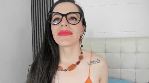 Snapshot of isisnoir chatting on November 4, 2025, 7:13 pm Isis Noir online show from November 4, 2025, 7:13 pm