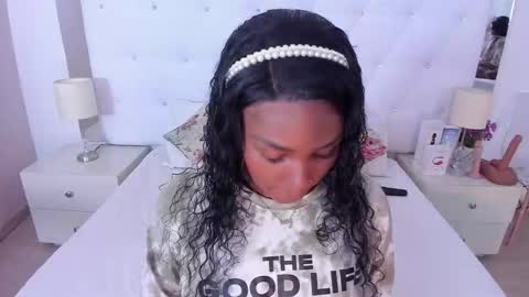 Vanessa online show from October 9, 2025, 11:19 am