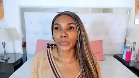 Snapshot of isla_scott chatting on March 5, 2026, 11:28 am Vanessa online show from March 5, 2026, 11:28 am