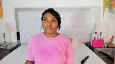 Snapshot of isla_scott chatting on April 24, 2026, 11:34 am Vanessa online show from April 24, 2026, 11:34 am