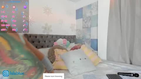 Isla Blue online show from February 23, 2026, 3:26 am