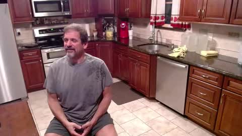 Jim online show from October 10, 2025, 10:53 pm