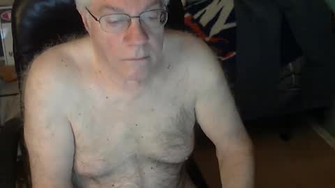 Snapshot of islesman22 chatting on February 7, 2026, 10:08 am islesman22 online show from February 7, 2026, 10:08 am