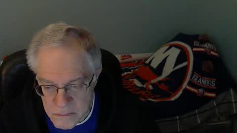 islesman22 online show from April 25, 2026, 11:57 pm