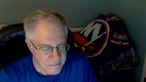 islesman22 online show from May 20, 2026, 11:44 pm