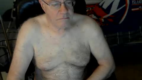 islesman22 online show from July 8, 2026, 9:36 am