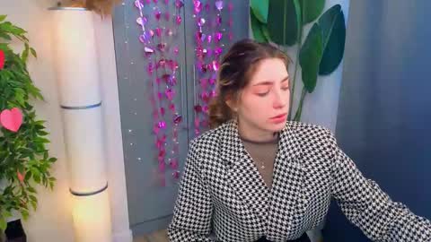 Emilia online show from February 21, 2026, 6:25 am