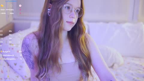 Snapshot of isoull chatting on December 4, 2024, 11:35 pm Im Lis - online show from December 4, 2024, 11:35 pm