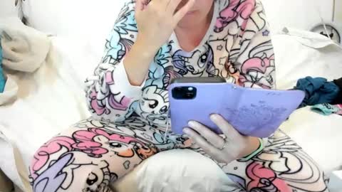 Snapshot of israelymilf chatting on January 3, 2025, 7:18 pm Marta online show from January 3, 2025, 7:18 pm