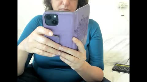 Snapshot of israelymilf chatting on March 12, 2025, 8:30 am Marta online show from March 12, 2025, 8:30 am