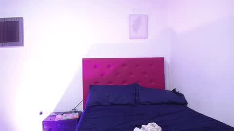 issa_kitty online show from December 26, 2024, 3:20 pm