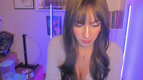 INSTAGRAM issabella18   TWITTER issa latin online show from May 2, 2026, 4:28 am