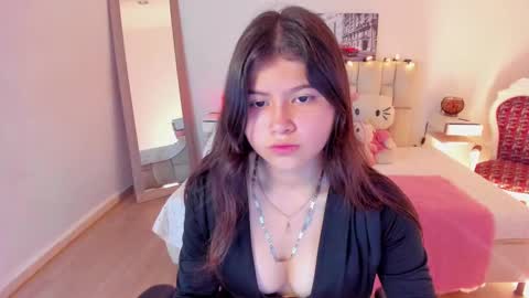 Issa  online show from November 7, 2025, 6:52 pm