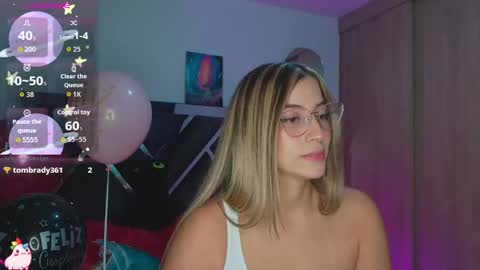 issabela_g1 online show from October 26, 2025, 1:33 am