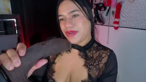 Snapshot of issafoxx chatting on July 9, 2026, 1:26 pm Issafoxx online show from July 9, 2026, 1:26 pm
