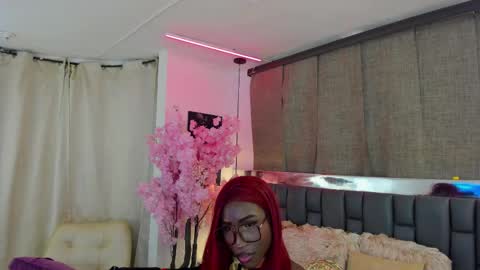 Iseey online show from February 23, 2025, 9:26 pm