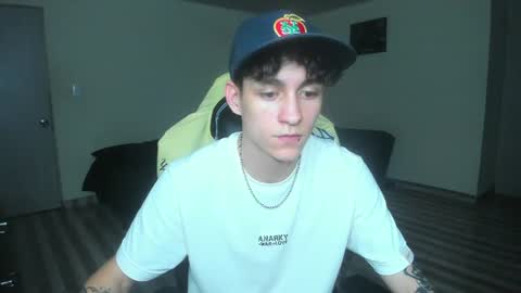 Snapshot of it_jhon chatting on July 7, 2026, 2:47 am Jhon online show from July 7, 2026, 2:47 am