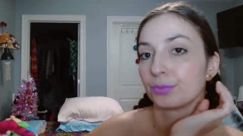 Bella Bloom online show from December 30, 2024, 6:09 am