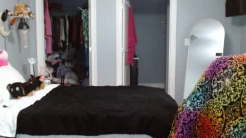 Bella Bloom online show from February 3, 2025, 4:46 am