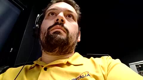 italianbigboy93 online show from October 9, 2025, 8:23 am