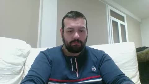 italianbigboy932 online show from April 3, 2026, 10:19 pm