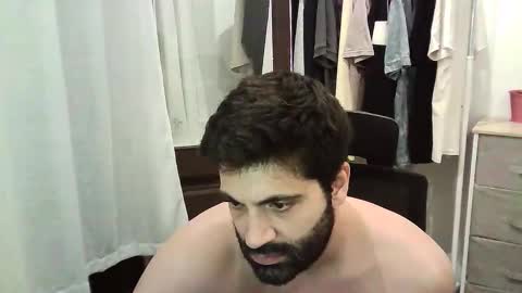 italianboybcn online show from October 4, 2025, 8:51 pm