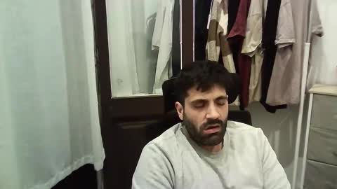 italianboybcn online show from November 10, 2025, 8:30 pm